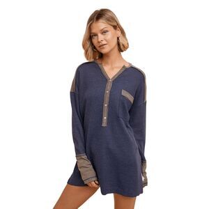 In Loom Charcoal Gray Colorblock Oversized Waffle Knit Henley Top NWT Size Small